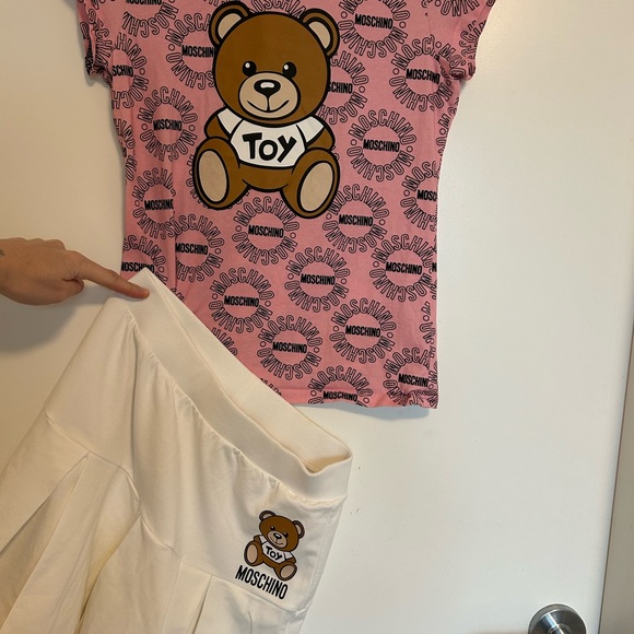 Moschino Teen Toy Bear All Over Print Tee And Skirt - Picture 5 of 9